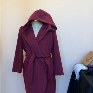 VENUS Hooded Plum Robe